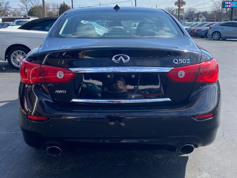 2014 INFINITI Q50 Hybrid Premium - Photo 12 - Belleville, IL 62226