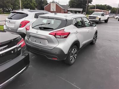 2020 Nissan Kicks SV   - Photo 3 - Cahokia, IL 62206