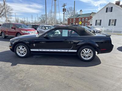 2007 Ford Mustang V6 Deluxe   - Photo 5 - Millstadt, IL 62260