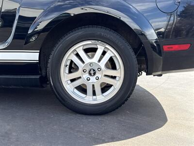 2007 Ford Mustang V6 Deluxe   - Photo 22 - Millstadt, IL 62260