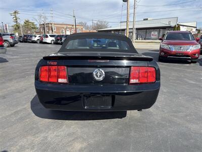 2007 Ford Mustang V6 Deluxe   - Photo 8 - Millstadt, IL 62260