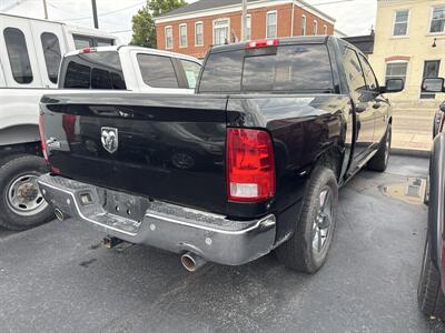 2016 RAM 1500 Big Horn   - Photo 5 - Millstadt, IL 62260