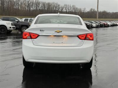 2018 Chevrolet Impala LT   - Photo 4 - Cahokia, IL 62206