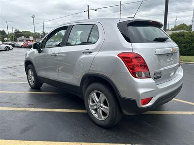 2018 Chevrolet Trax LS   - Photo 5 - Fairview Heights, IL 62208