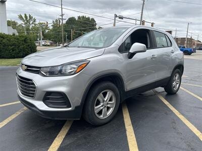 2018 Chevrolet Trax LS   - Photo 3 - Fairview Heights, IL 62208