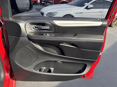 2014 Dodge Grand Caravan SE   - Photo 14 - Millstadt, IL 62260