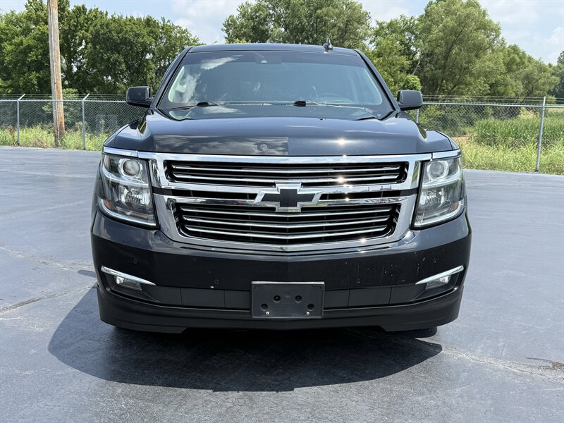 2015 Chevrolet Tahoe LTZ - Photo 2 - Cahokia, IL 62206