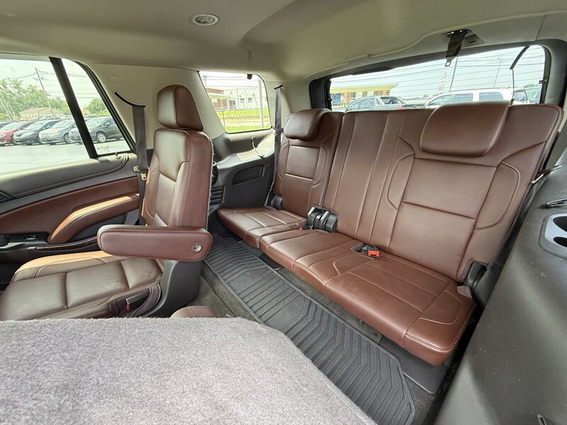 2015 Chevrolet Tahoe LTZ - Photo 11 - Cahokia, IL 62206