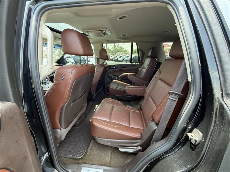 2015 Chevrolet Tahoe LTZ - Photo 10 - Cahokia, IL 62206