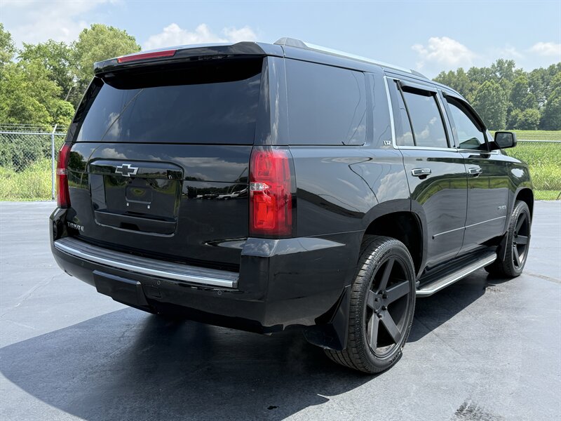2015 Chevrolet Tahoe LTZ - Photo 7 - Cahokia, IL 62206
