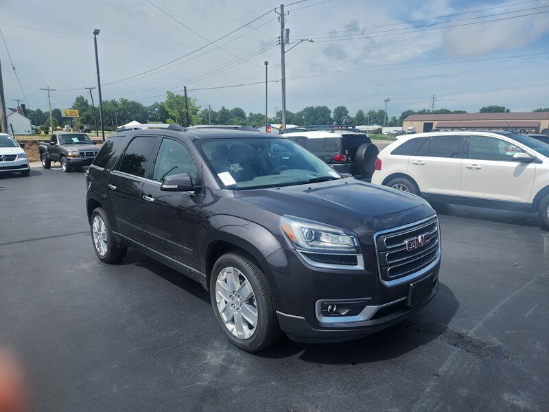 2017 GMC Acadia Limited - Photo 1 - Cahokia, IL 62206