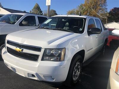 2007 Chevrolet Avalanche LT 1500   - Photo 4 - Belleville, IL 62226