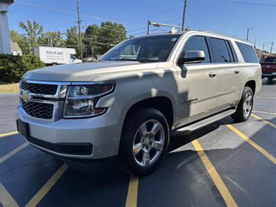 2015 Chevrolet Suburban LT   - Photo 3 - Fairview Heights, IL 62208