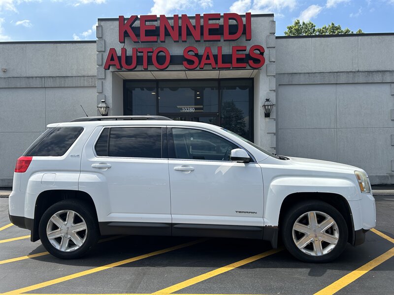 2011 GMC Terrain SLE-2 - Photo 1 - Fairview Heights, IL 62208