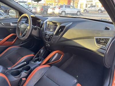 2016 Hyundai Veloster Turbo - Photo 12 - Millstadt, IL 62260