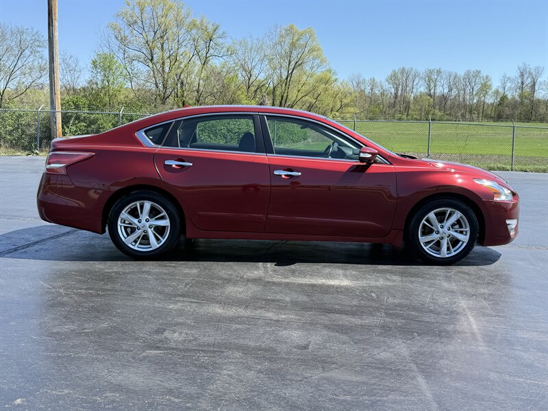 2013 Nissan Altima 2.5 - Photo 5 - Cahokia, IL 62206