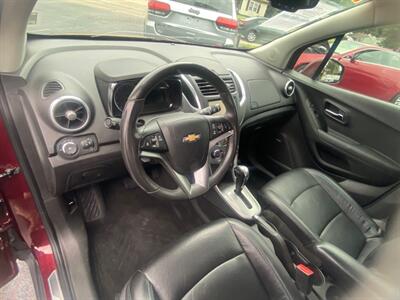 2016 Chevrolet Trax LTZ   - Photo 4 - Belleville, IL 62226