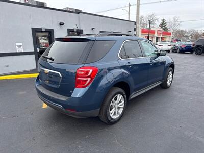 2017 Chevrolet Equinox LT   - Photo 4 - Millstadt, IL 62260