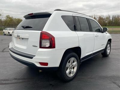 2016 Jeep Compass Latitude   - Photo 5 - Cahokia, IL 62206