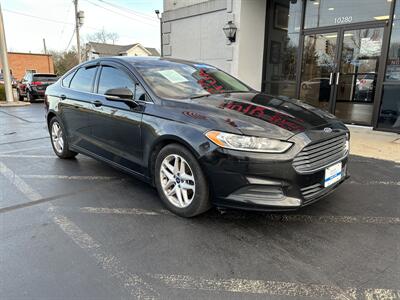 2015 Ford Fusion SE   - Photo 2 - Fairview Heights, IL 62208