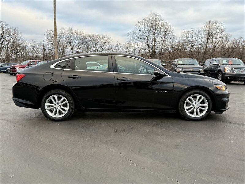 2016 Chevrolet Malibu LT - Photo 6 - Cahokia, IL 62206