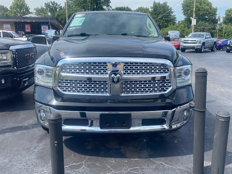 2015 RAM 1500 Laramie   - Photo 1 - Belleville, IL 62226