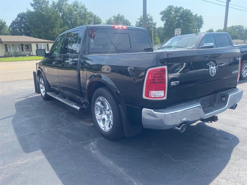 2015 RAM 1500 Laramie - Photo 5 - Belleville, IL 62226