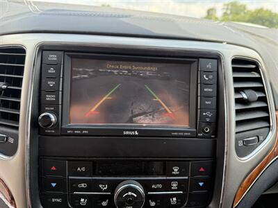 2011 Jeep Grand Cherokee Overland   - Photo 18 - Cahokia, IL 62206