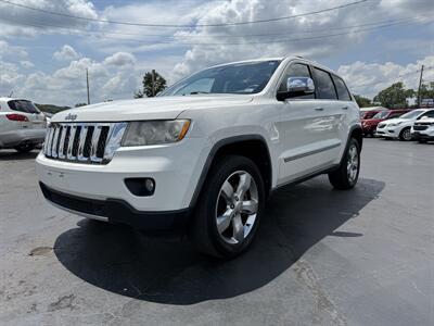 2011 Jeep Grand Cherokee Overland   - Photo 1 - Cahokia, IL 62206