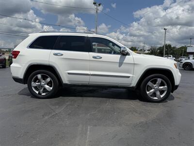2011 Jeep Grand Cherokee Overland   - Photo 5 - Cahokia, IL 62206