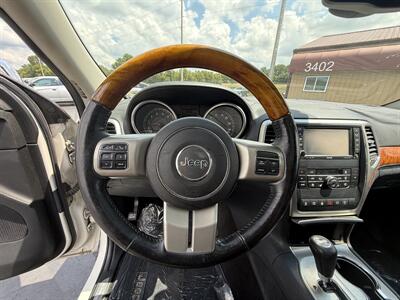 2011 Jeep Grand Cherokee Overland   - Photo 13 - Cahokia, IL 62206