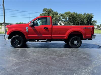 2017 Ford F-250 Super Duty XL - Photo 2 - Cahokia, IL 62206