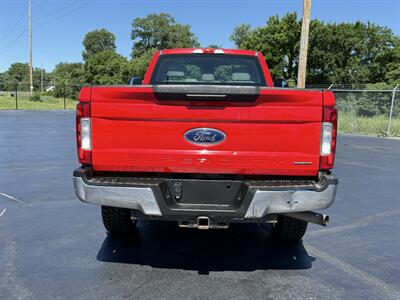 2017 Ford F-250 Super Duty XL - Photo 7 - Cahokia, IL 62206