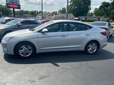 2019 Hyundai ELANTRA SEL   - Photo 3 - Belleville, IL 62226