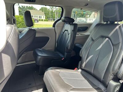 2020 Chrysler Voyager LXi   - Photo 9 - Fairview Heights, IL 62208