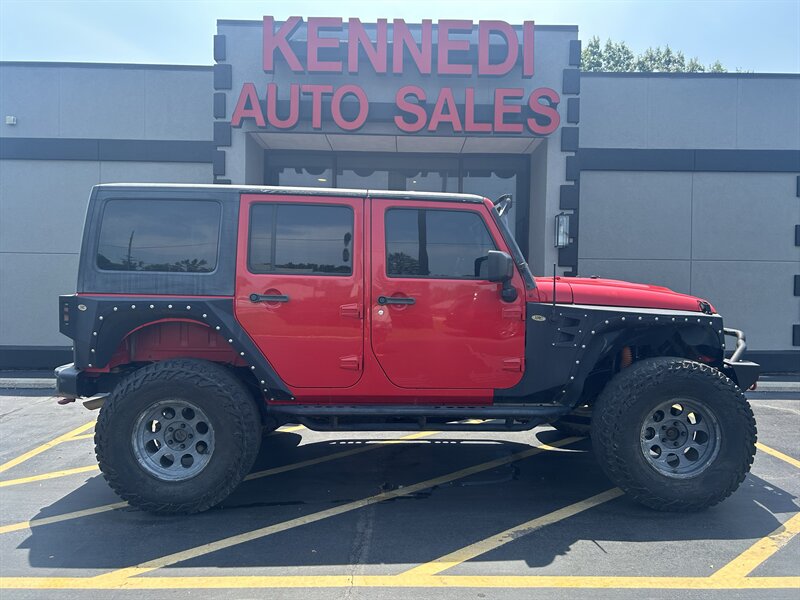 2015 Jeep Wrangler Rubicon   - Photo 1 - Fairview Heights, IL 62208