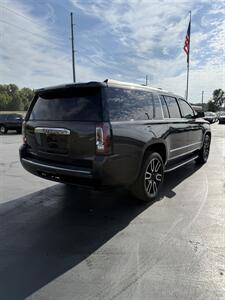 2015 GMC Yukon XL Denali   - Photo 8 - Cahokia, IL 62206