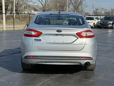 2015 Ford Fusion SE - Photo 7 - Cahokia, IL 62206