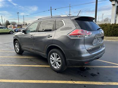 2016 Nissan Rogue S - Photo 5 - Fairview Heights, IL 62208
