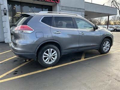 2016 Nissan Rogue S - Photo 4 - Fairview Heights, IL 62208