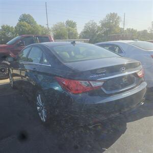 2012 Hyundai SONATA SE   - Photo 3 - Belleville, IL 62223