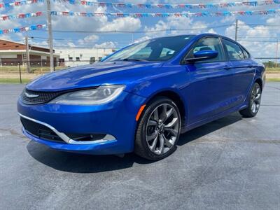 2015 Chrysler 200 S   - Photo 1 - Cahokia, IL 62206