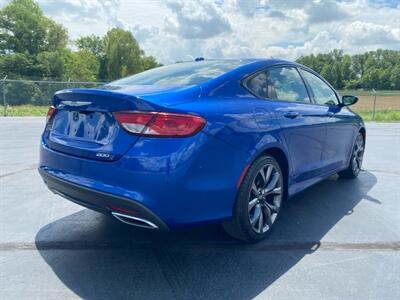 2015 Chrysler 200 S   - Photo 5 - Cahokia, IL 62206