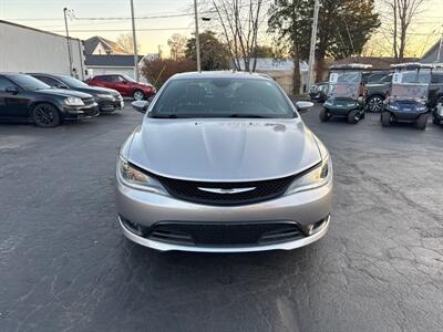 2016 Chrysler 200 Series S   - Photo 2 - Millstadt, IL 62260