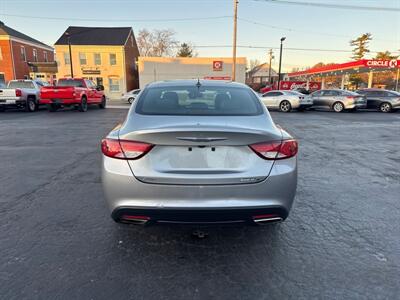 2016 Chrysler 200 Series S   - Photo 5 - Millstadt, IL 62260