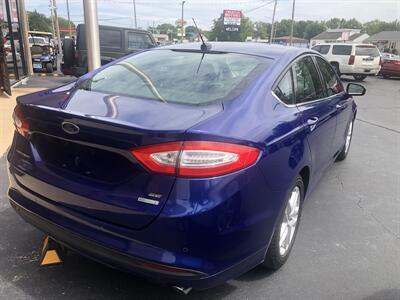 2014 Ford Fusion SE   - Photo 5 - Belleville, IL 62226