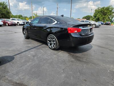 2015 Chevrolet Impala LT   - Photo 3 - Cahokia, IL 62206