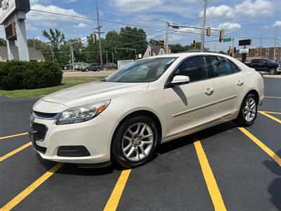 2014 Chevrolet Malibu LT   - Photo 3 - Fairview Heights, IL 62208