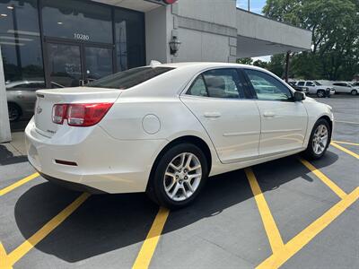 2014 Chevrolet Malibu LT   - Photo 4 - Fairview Heights, IL 62208