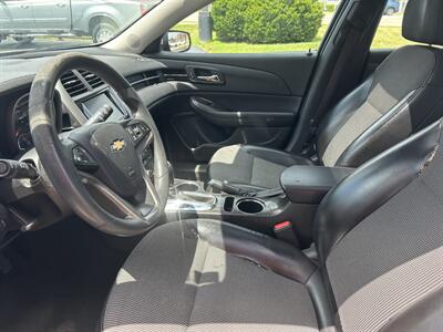 2014 Chevrolet Malibu LT   - Photo 8 - Fairview Heights, IL 62208